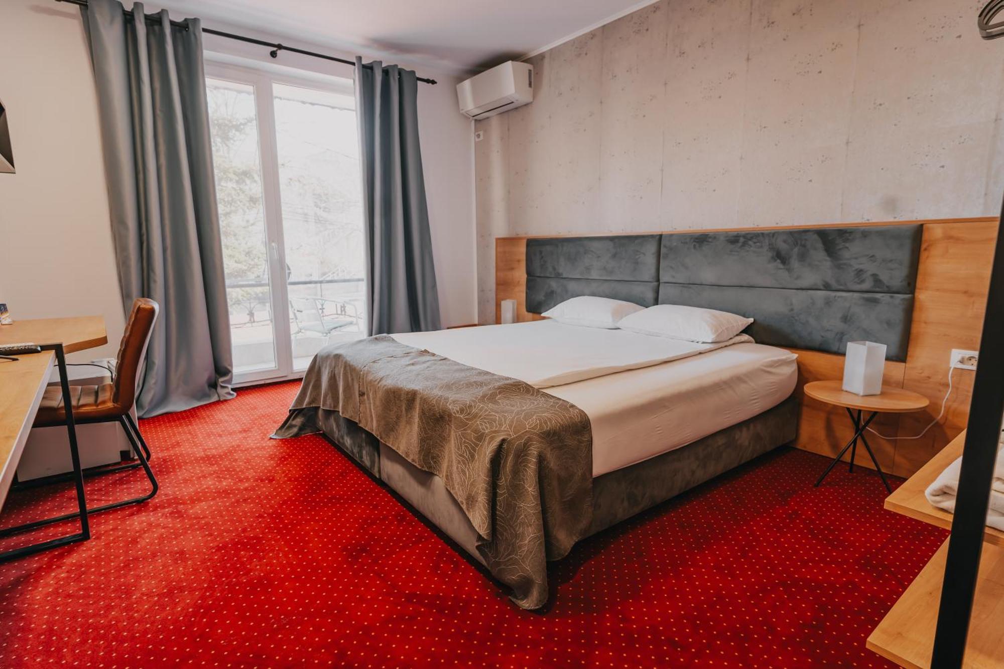 Villa Rosa Тимишоара Экстерьер фото